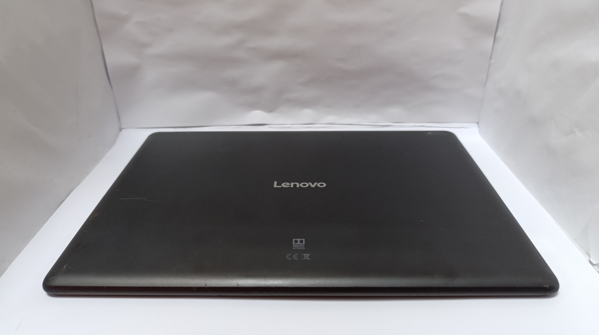 Планшет Lenovo Tab E10 TB-X104L LTE 3/32GB Slate Black 3