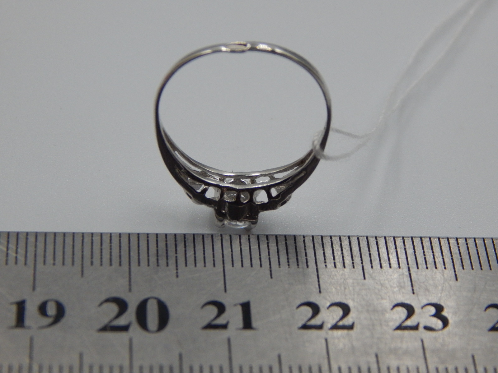 Серебряное кольцо с цирконием (31409149) 3