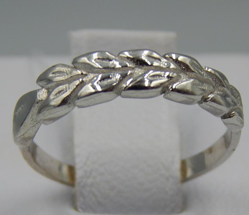 Серебряное кольцо (32419977) 0