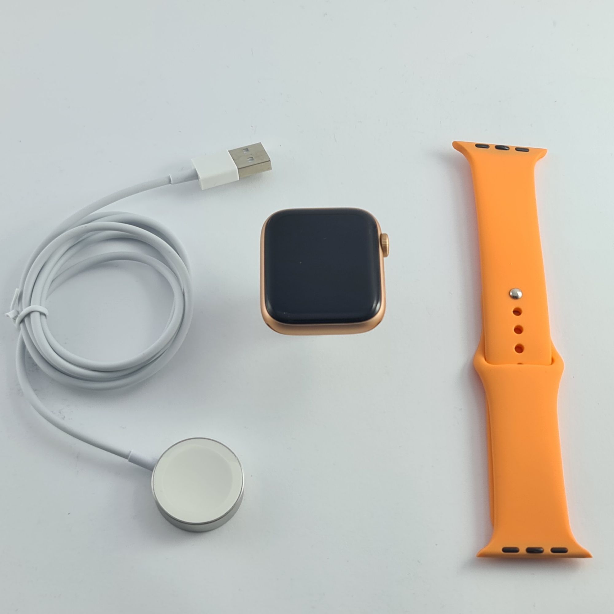 Смарт-часы Apple Watch SE GPS 44mm Gold Aluminium Case with Pink Sand Band (MYDR2)  6