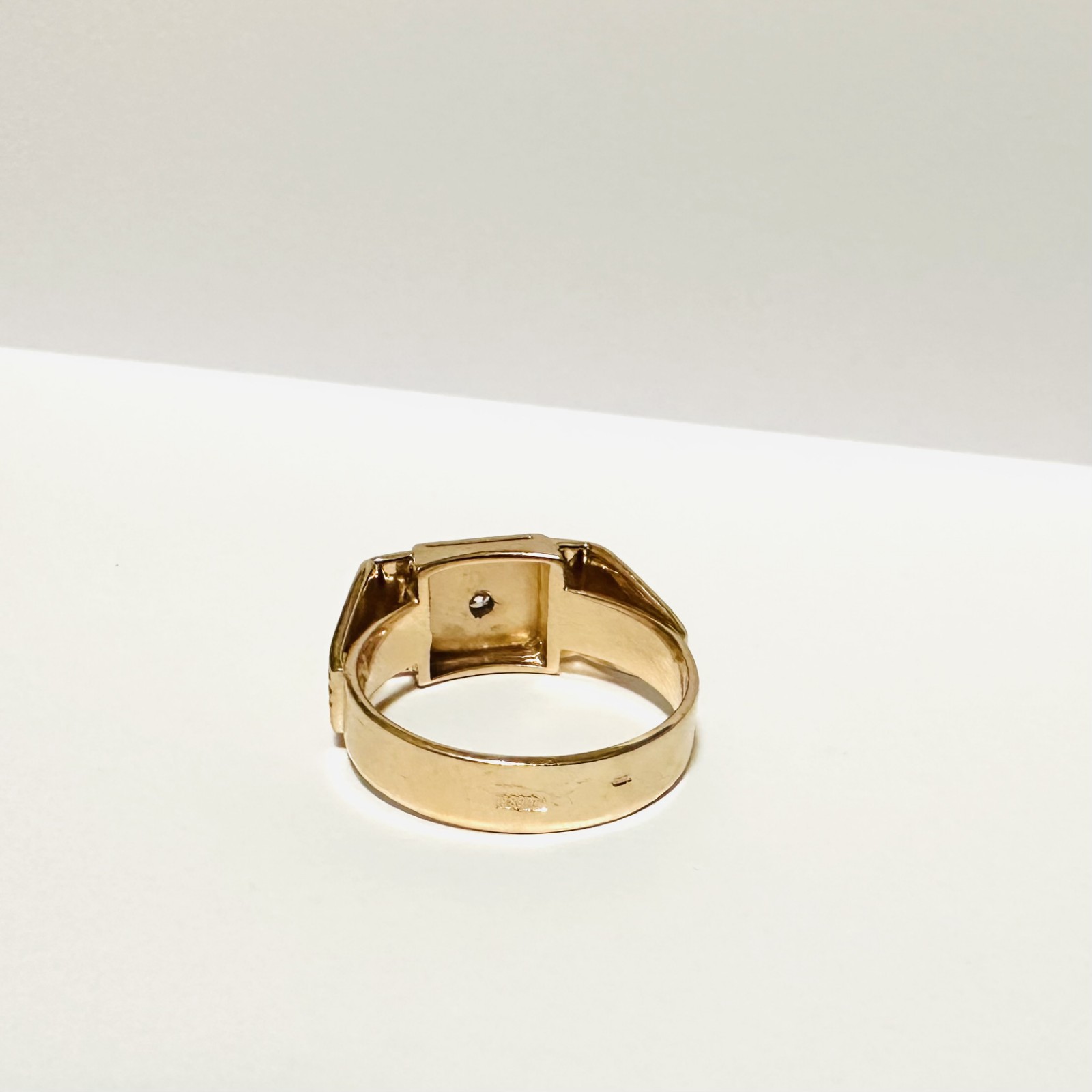 Перстень из красного и белого золота с цирконием (33197168) 4