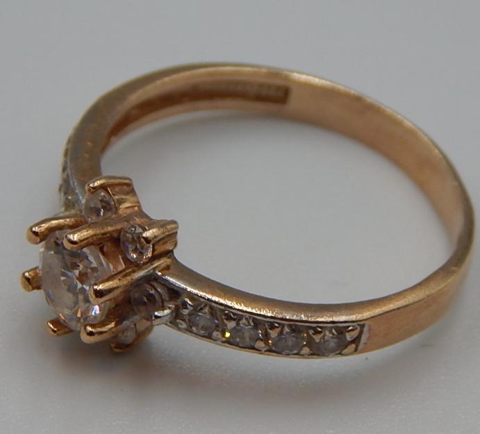 Кольцо из красного и белого золота с цирконием (31956989)  3