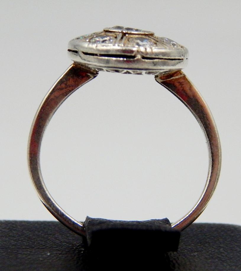 Серебряное кольцо с цирконием (32935958) 4