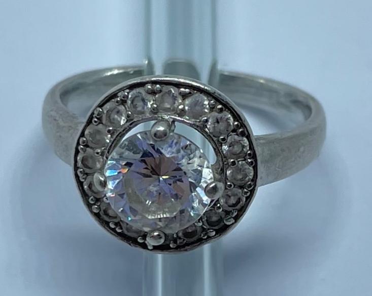 Серебряное кольцо с цирконием (33310569) 1
