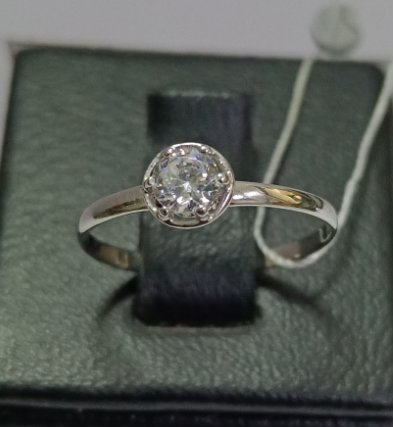 Серебряное кольцо с цирконием (30872121) 0