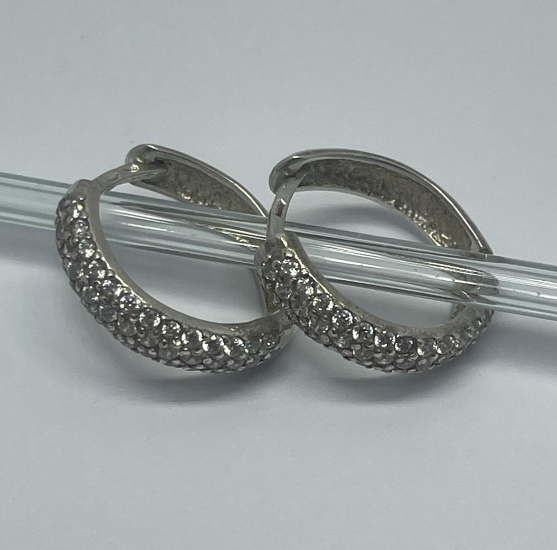 Серебряные серьги с цирконием (33806340) 0