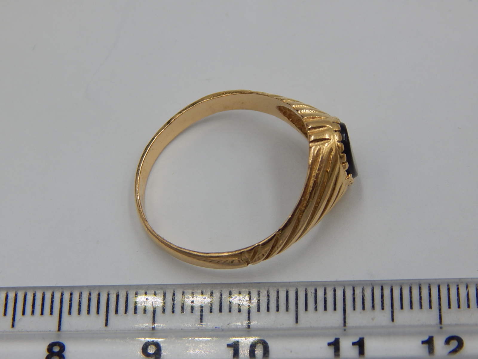 Кольцо из желтого золота с ониксом (28199825) 2
