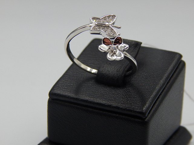 Серебряное кольцо с цирконием (31028250) 0