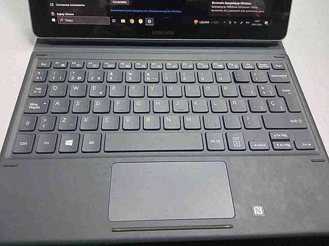 Планшет Samsung Galaxy Book Black (SM-W627) 4/64GB with keyboard 3