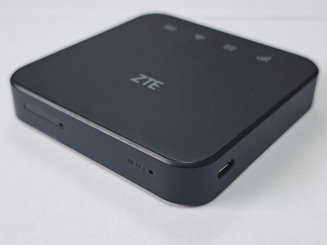Мобильный Wi-Fi роутер ZTE MF927U 2