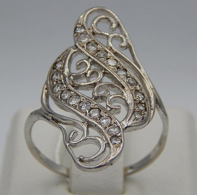 Серебряное кольцо с цирконием (30521809) 0
