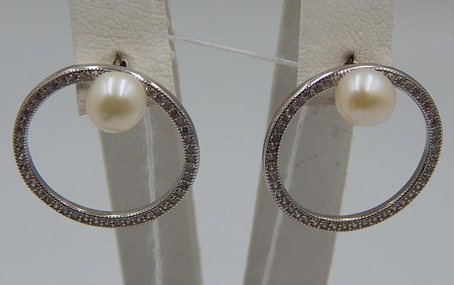 Серебряные серьги с жемчугом и цирконием (30535976) 0