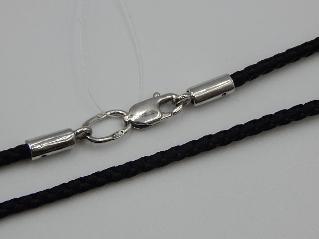 Шнурок с серебряной вставкой (32420669) 0