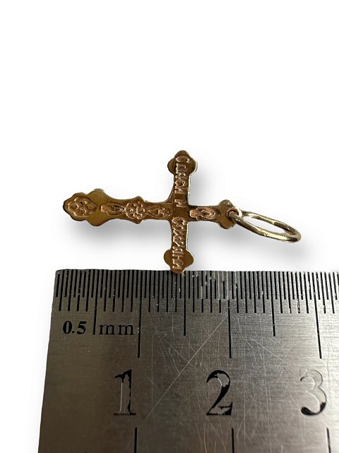 Підвіс-хрест з червоного золота (31292366) 1