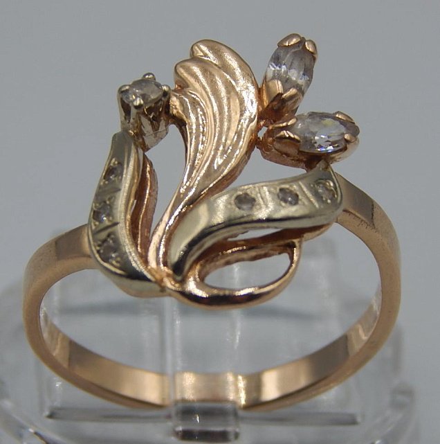 Кольцо из красного и белого золота с цирконием (33379336) 0