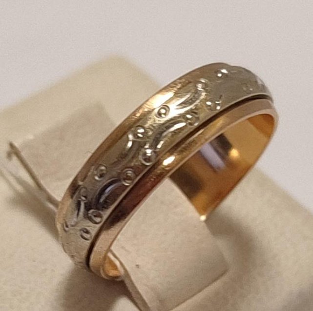 Обручальное кольцо из красного и белого золота (33682435)  1