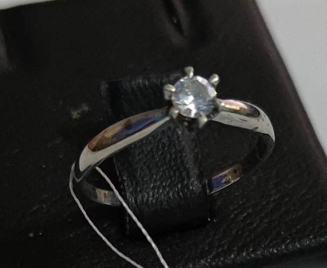 Серебряное кольцо с цирконием (30555819) 1