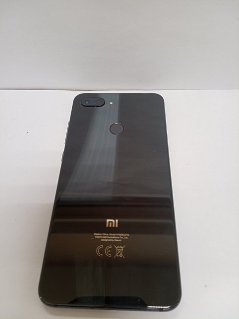 Xiaomi Mi 8 Lite 4/64GB Midnight Black  2