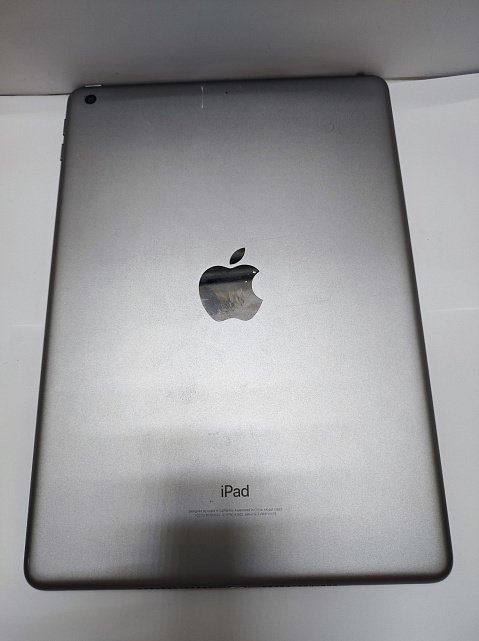 Планшет Apple iPad 9.7" 2018 32GB Wi-Fi 1