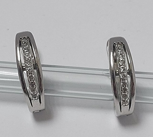 Серебряные серьги с цирконием (33670816) 0