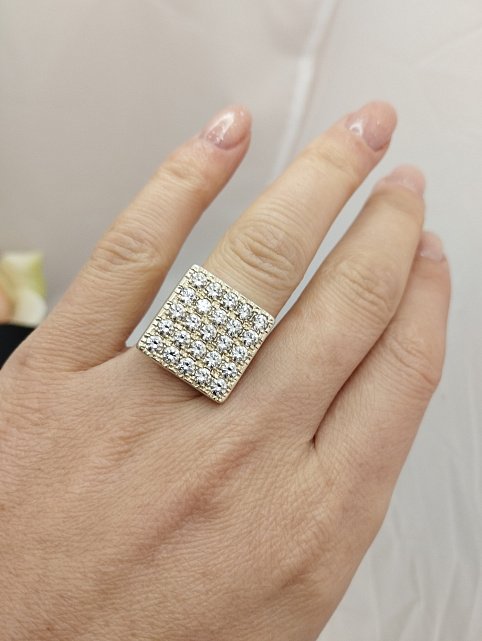 Серебряное кольцо с цирконием (32881679) 1