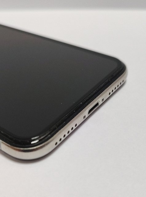 Apple iPhone X 256Gb Silver 4