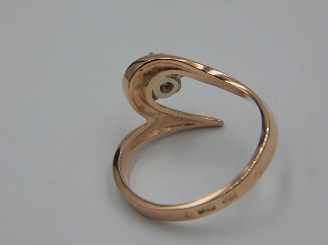 Кольцо из красного и белого золота с бриллиантом (-ми) (30942629) 3