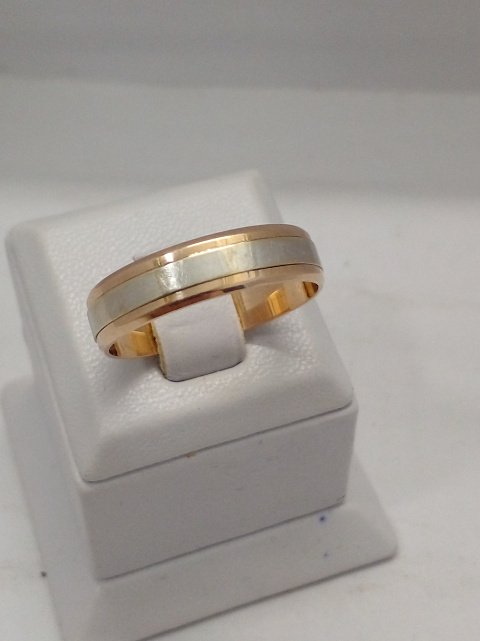 Обручальное кольцо из красного и белого золота (33324257) 0