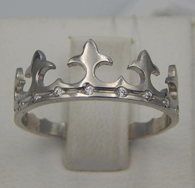 Серебряное кольцо с цирконием (30514967) 0