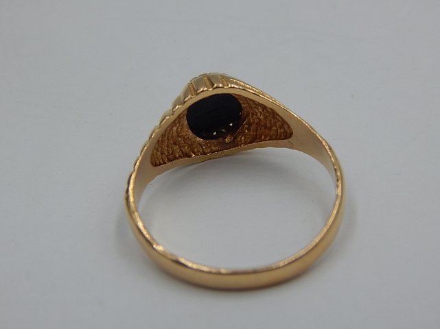 Кольцо из желтого золота с ониксом (28199825) 8