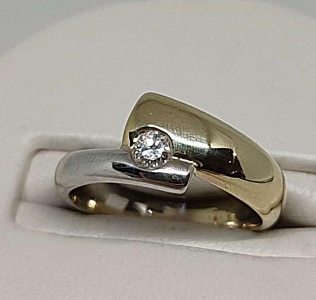 Кольцо из желтого и белого золота с бриллиантом (-ми) (33466394) 2