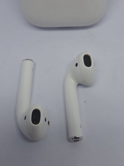 Навушники Apple AirPods 2 with Wireless Charging Case (MRXJ2) 2019 3