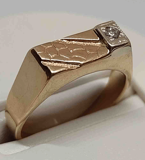 Перстень из красного и белого золота с цирконием (28202310)  0