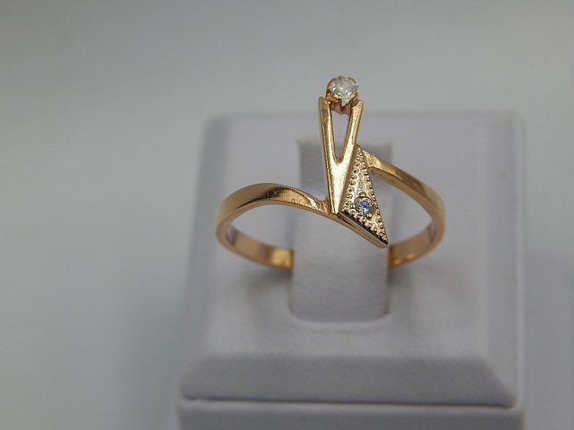 Кольцо из красного золота с цирконием (33685275) 0