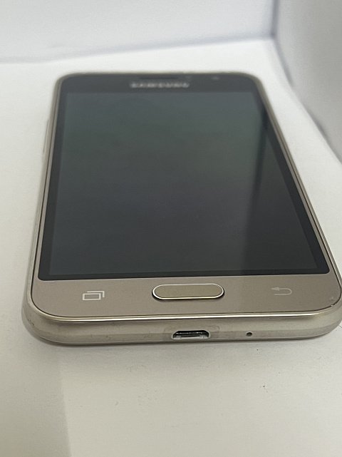 Samsung Galaxy J1 (SM-J120H) 1/8Gb  1