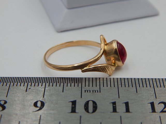 Кольцо из красного золота с корундом (30032170)  7