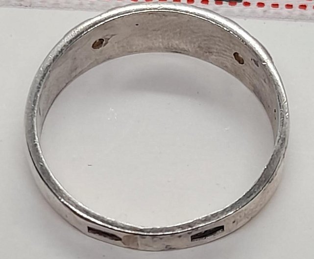 Серебряное кольцо с цирконием (31765084) 2