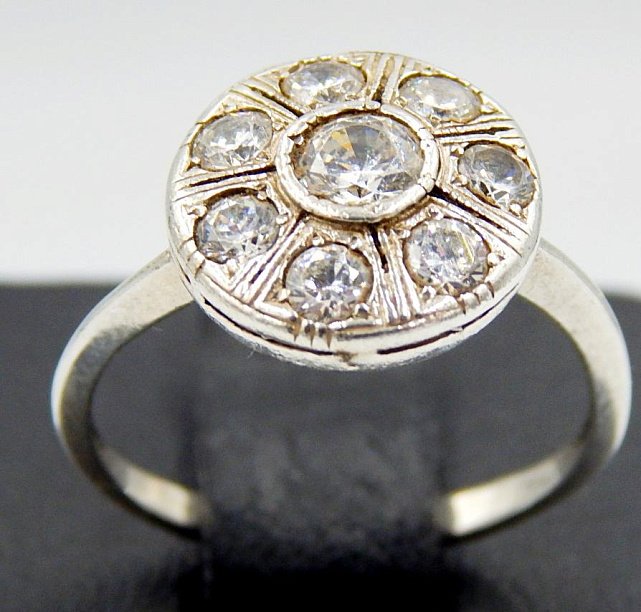 Серебряное кольцо с цирконием (32935958) 3