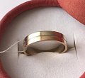 картинка Обручальное кольцо из красного и белого золота (23776986)  