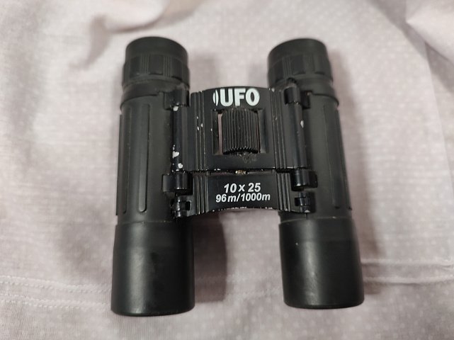 Бинокль UFO 10x25 96м/1000м 0