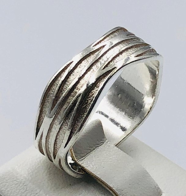 Серебряное кольцо (33720524) 0