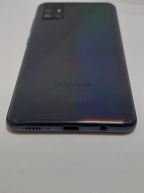 Samsung Galaxy A51 (SM-A515F) 4/64Gb Black  1