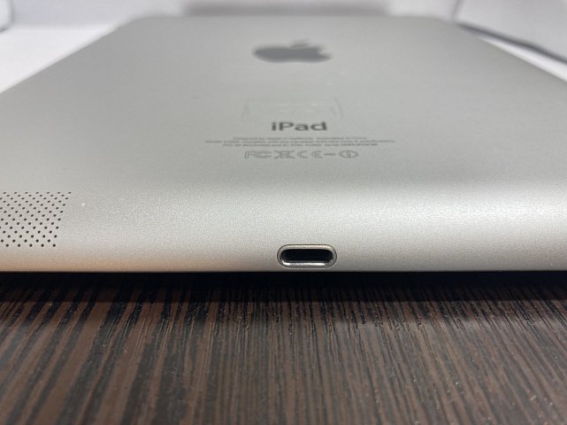 Планшет Apple iPad 4 Wi-Fi 16GB (MD510) 4