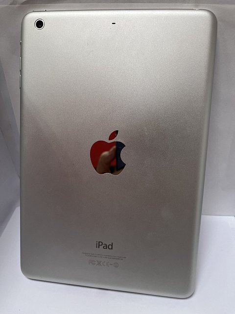 Планшет Apple iPad mini 2 Wi-Fi 16GB  2