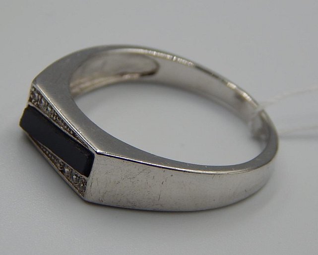 Срібний перстень з оніксом і цирконієм (33002225) 2