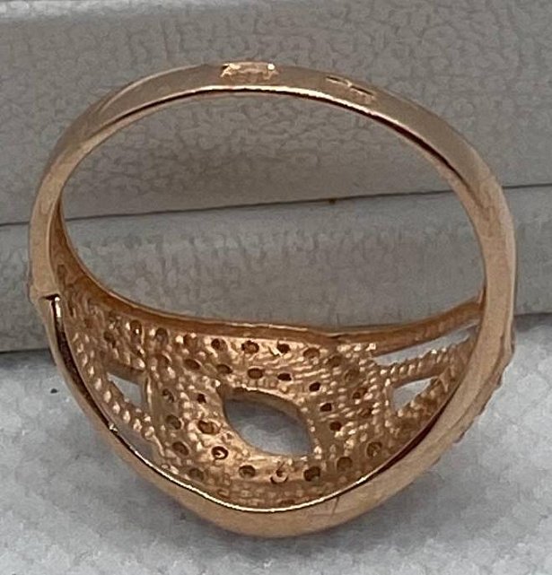 Кольцо из красного и белого золота с цирконием (30140242)  6