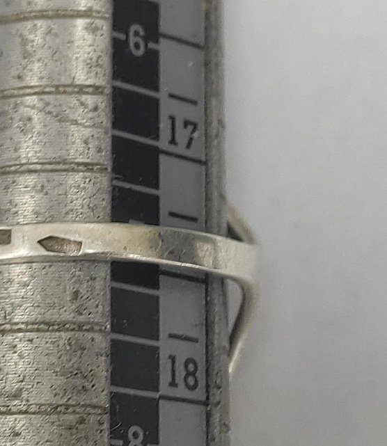 Серебряное кольцо с позолотой и ониксом (33700393) 1
