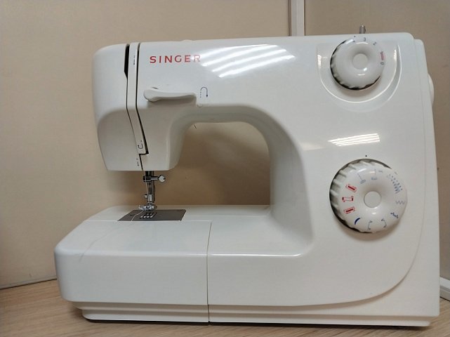 Швейна машинка Singer 8280 0