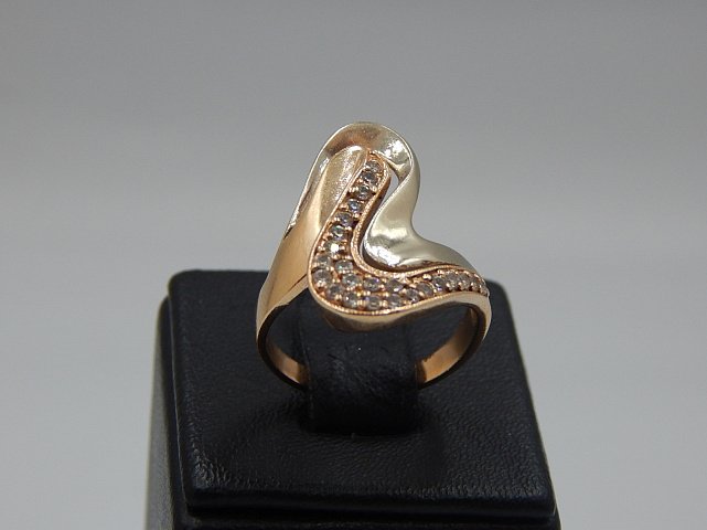 Кольцо из красного и белого золота с цирконием (33612756)  1
