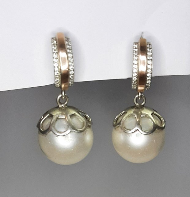 Серебряные серьги с позолотой, жемчугом и цирконием (30032234) 0